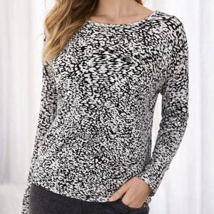 Athleta balance printed pullover sweater  M